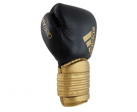 Перчатки боксерские adidas Hybrid 300 черно-золотые в интернет-магазине VersusBox.ru