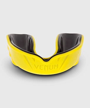 Капа боксерская Venum Challenger Mouthguard - желто-черный в интернет-магазине VersusBox.ru