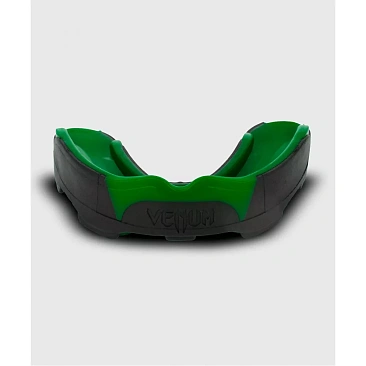 Капа Venum Predator черно-зеленая в интернет-магазине VersusBox.ru