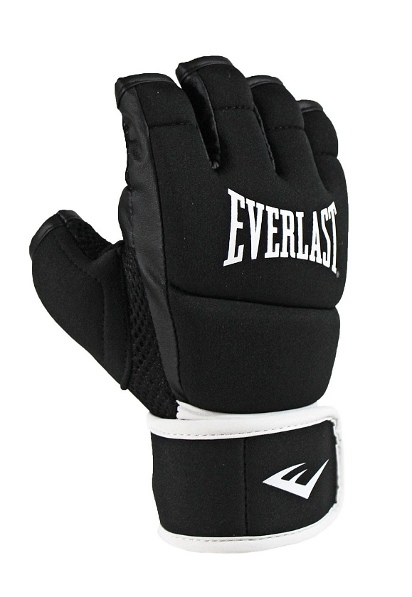 Купить боксерские перчатки core kickboxing тренировочные черные по цене 3 699 ₽ в магазине VersusBox.ru