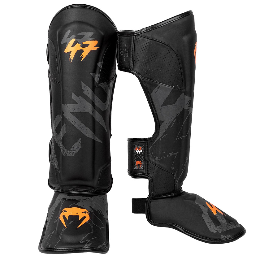 Venum S47 Shinguards - Black/Orange в интернет-магазине VersusBox.ru