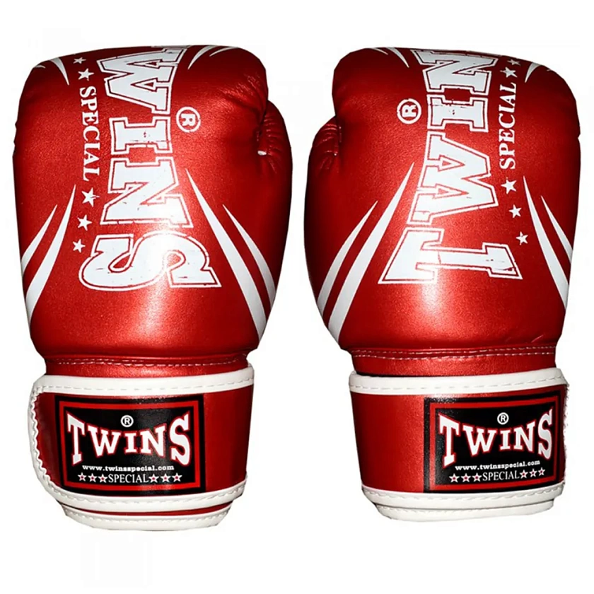 Купить боксерские перчатки twins fbgvs3-tw6 fancy boxing gloves металик красные по цене 11 490 ₽ в магазине VersusBox.ru