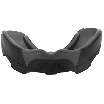 Капа Venum Predator Mouthguard черная в интернет-магазине VersusBox.ru