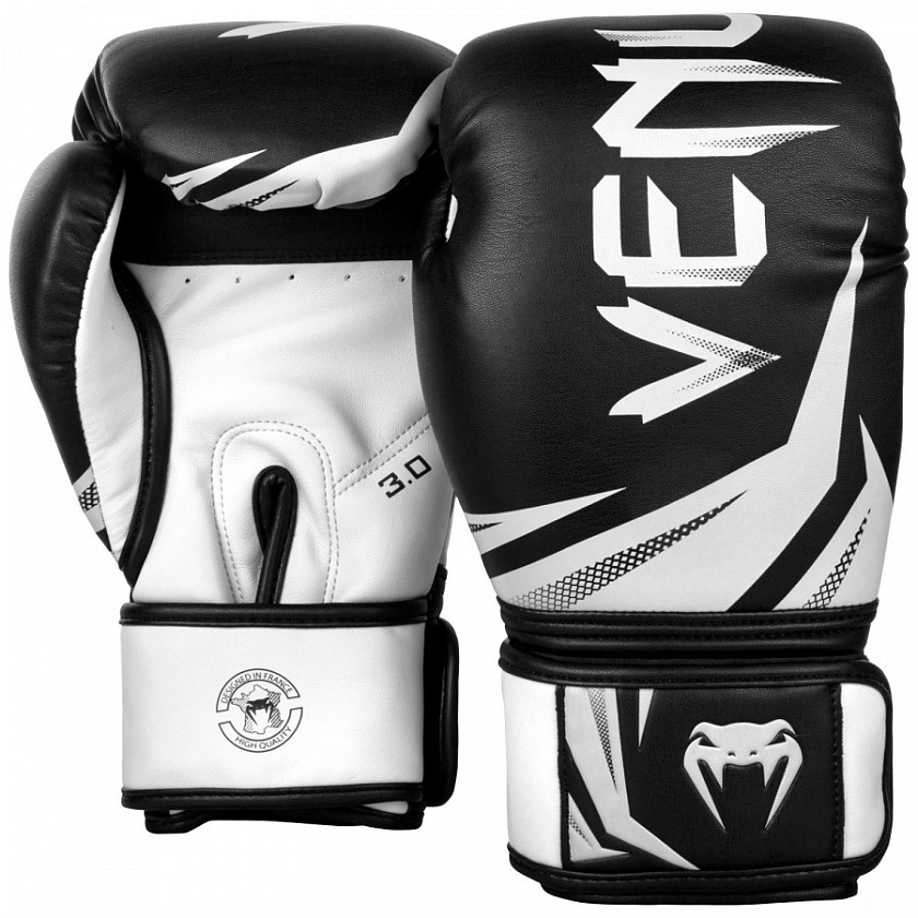 Купить venum  боксерские тренировочные перчатки challenger 3.0 черно- белые по цене 7 790 ₽ в магазине VersusBox.ru